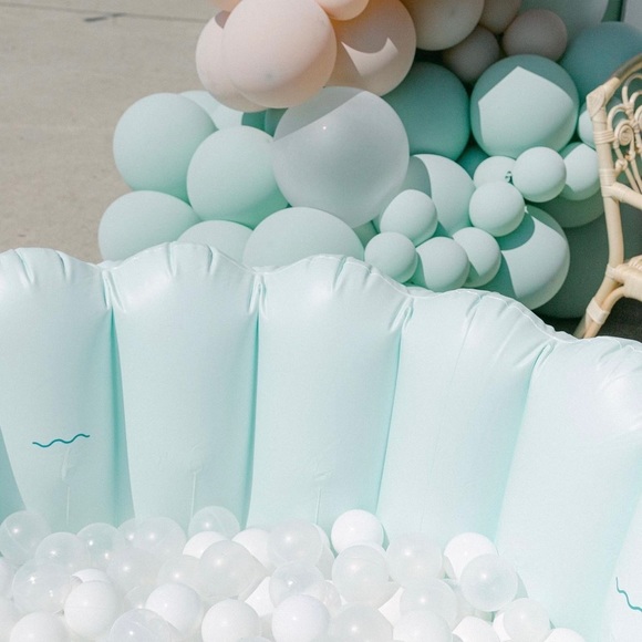 Luxe MinniDip Adult Blow Up Pool NEW IN BOX - Picture 7 of 7